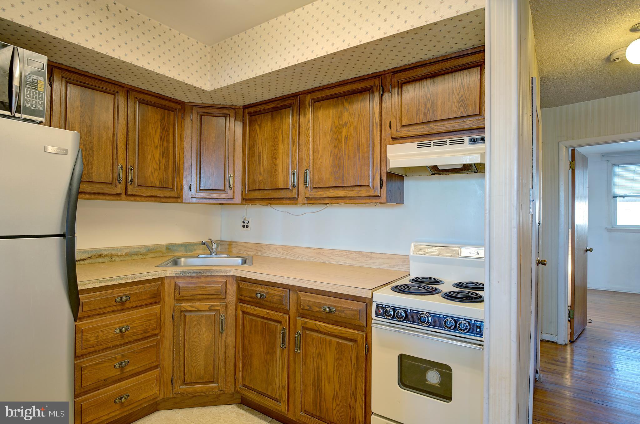 10206 East Keswick Road Philadelphia, PA 19114 - Photo 14 of 23 Gallery Image 14