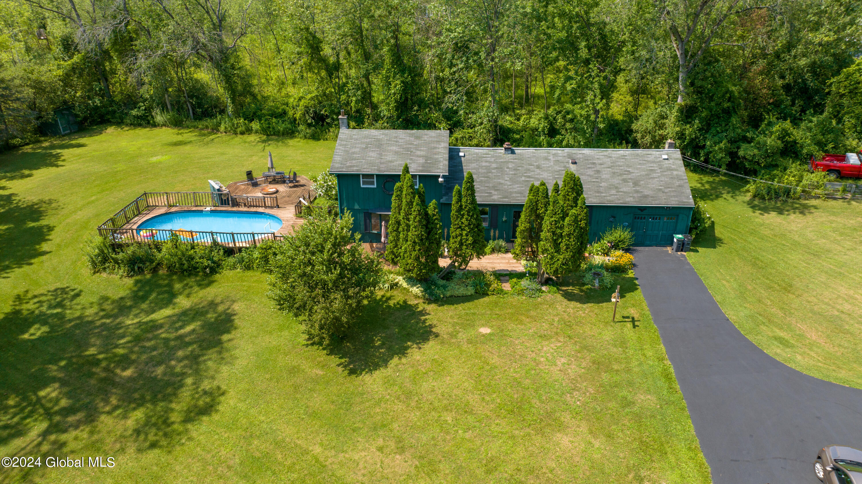 134 Manning Road Malta, NY 12020 - Photo 29 of 31 ManningRoad-04