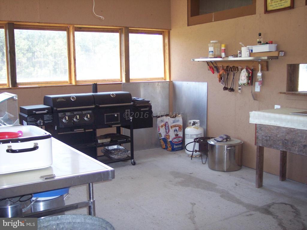 27230 Fairmount Road Westover, MD 21871 - Photo 34 of 53 Food Preparation Area