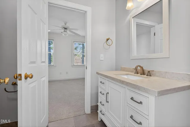 $1,225,000 | 106 Circle On The Green, Cary, NC 27519