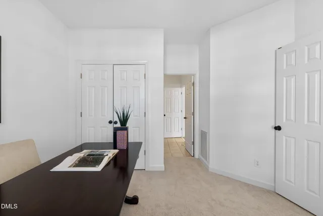 $1,225,000 | 106 Circle On The Green, Cary, NC 27519