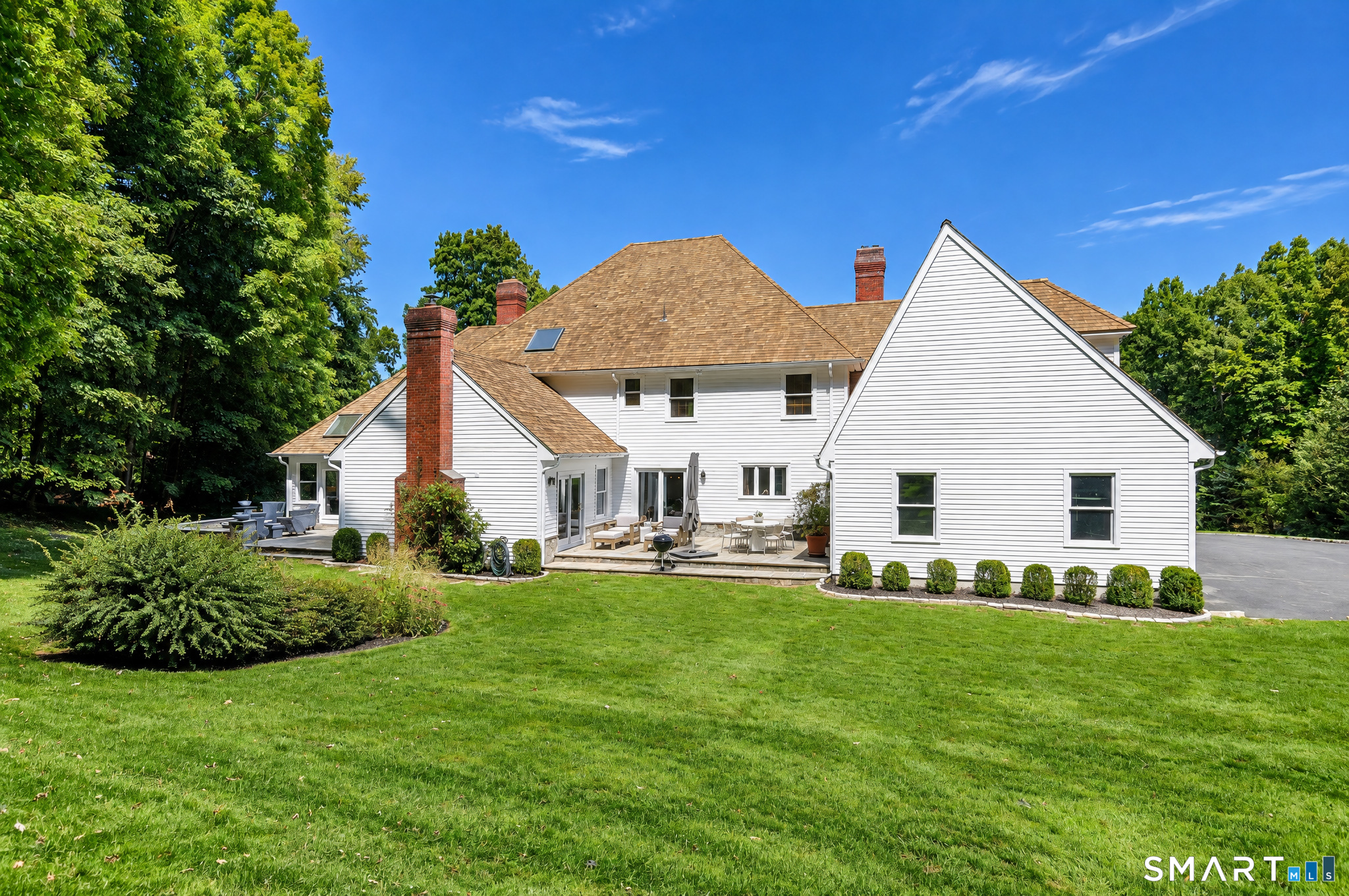 17 Equestrian Ridge Newtown, CT 06470 - Photo 37 of 40 Another view!