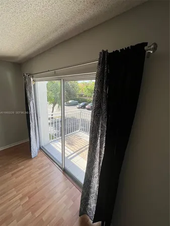 $1,950 | 11232 Southwest 12th Street, Unit 201, Pembroke Pines, FL 33025