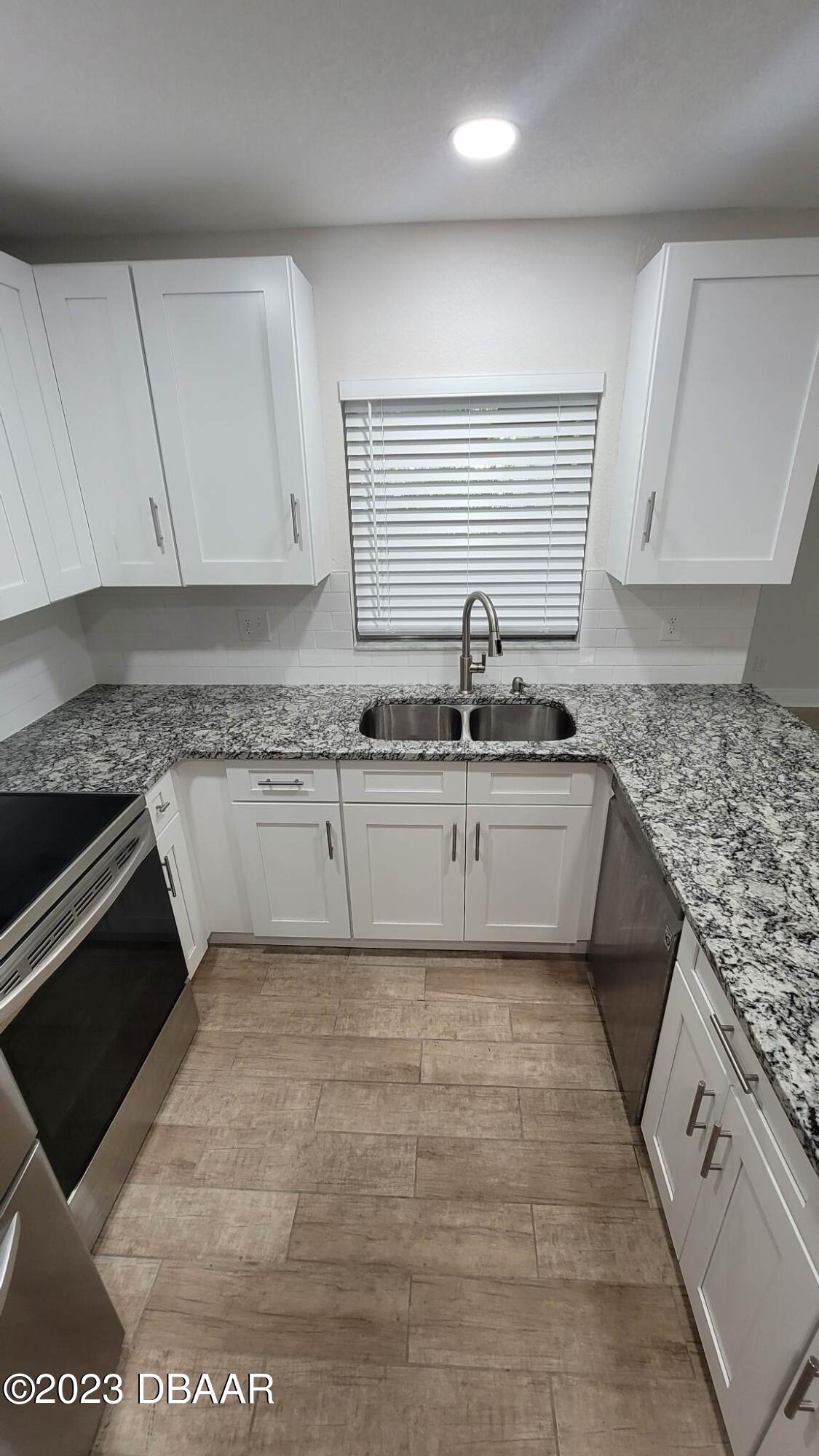 662 Reillys Road Port Orange, FL 32127 - Photo 7 of 20 Kitchen