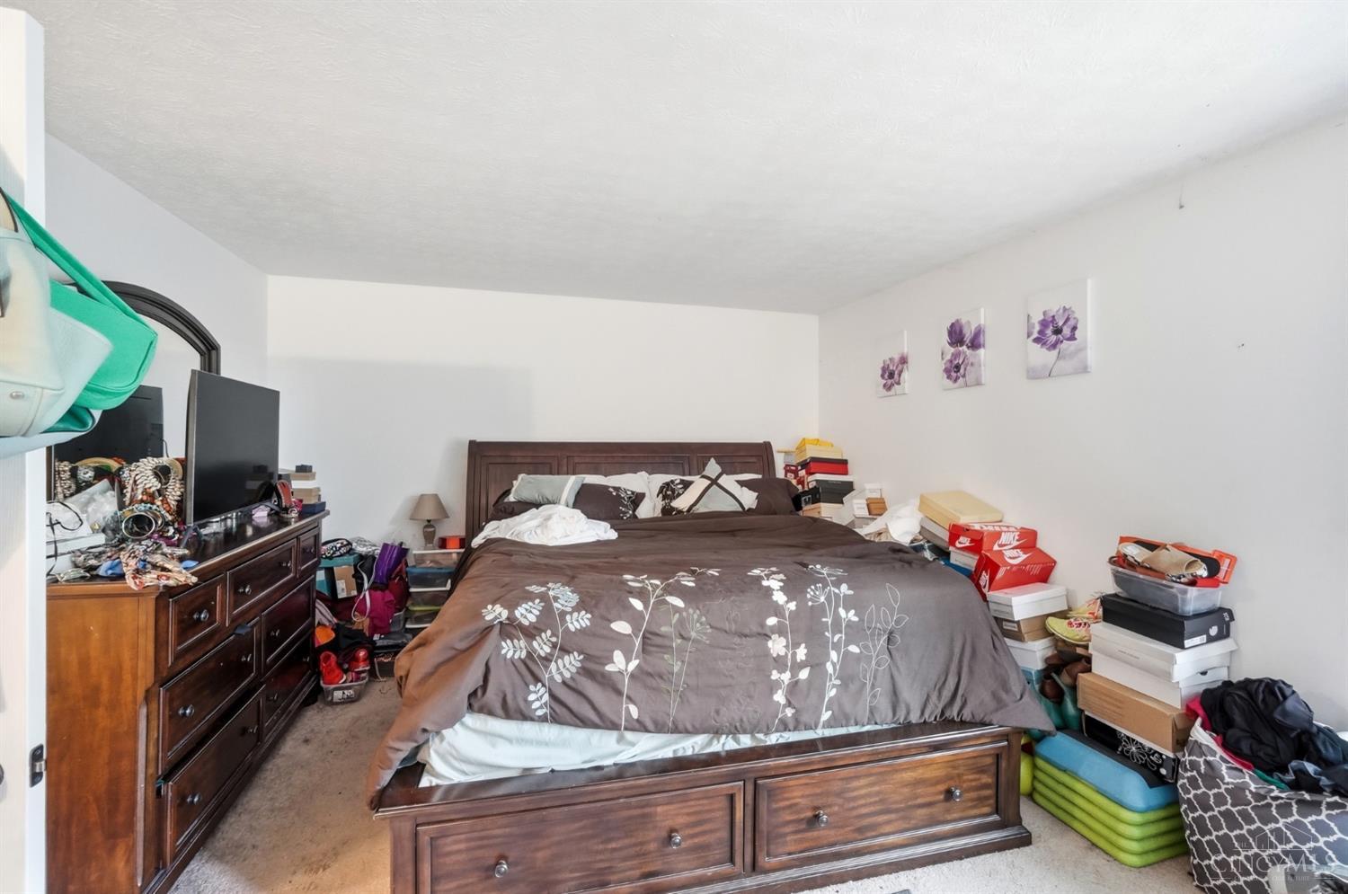 3433 Reading Road Cincinnati, OH 45229 - Photo 25 of 54