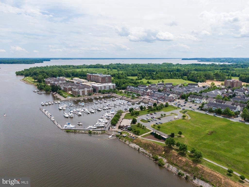 500 Belmont Bay Drive, Unit 116, Woodbridge, VA 22191 Compass