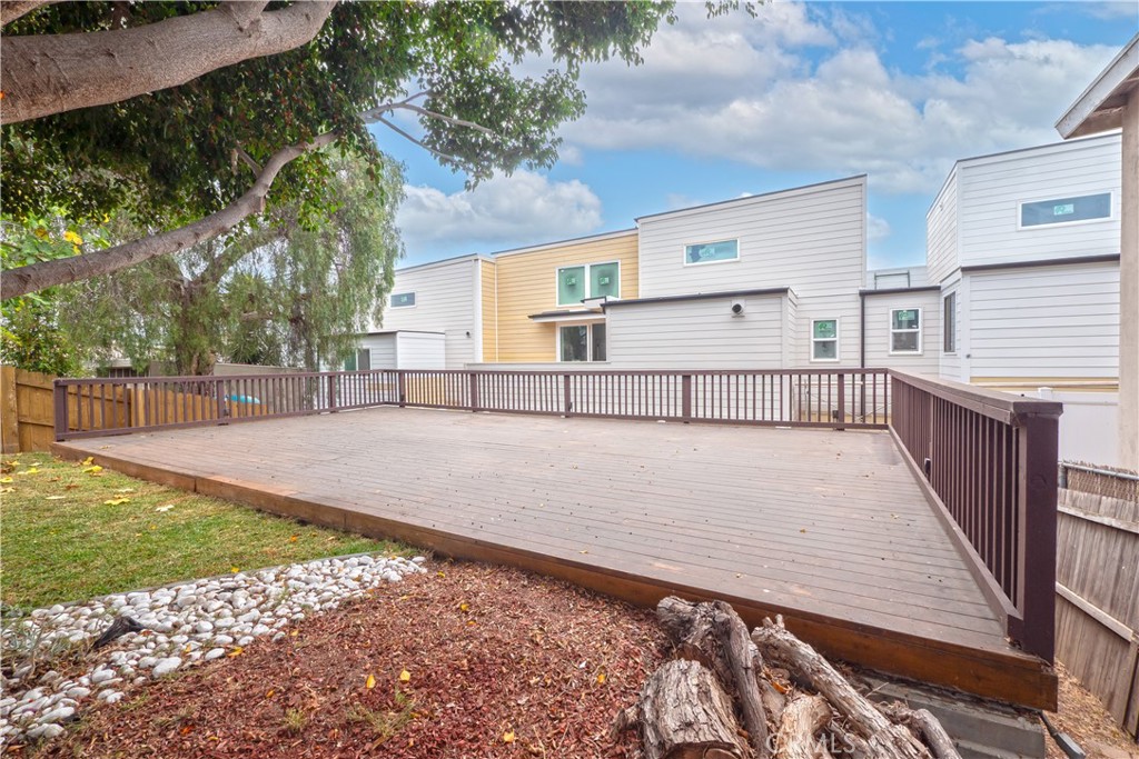 1802 Rindge Lane Redondo Beach, CA 90278 - Photo 54 of 62 Gallery Image 54