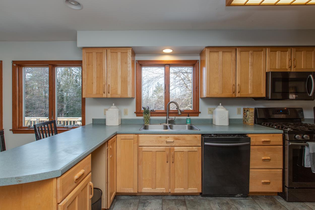 30 Long Pond Road Dunbarton, NH 03046 - Photo 6 of 40