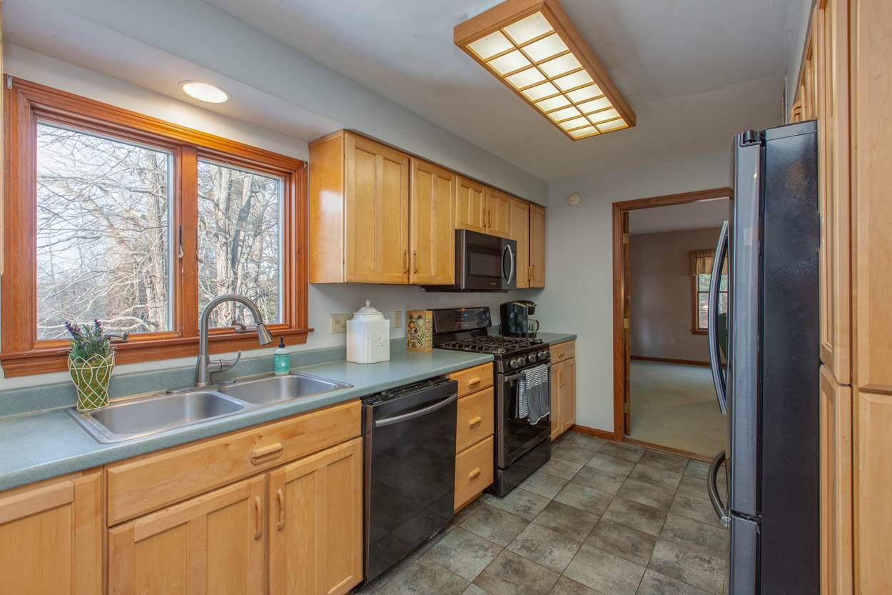 30 Long Pond Road Dunbarton, NH 03046 - Photo 7 of 40