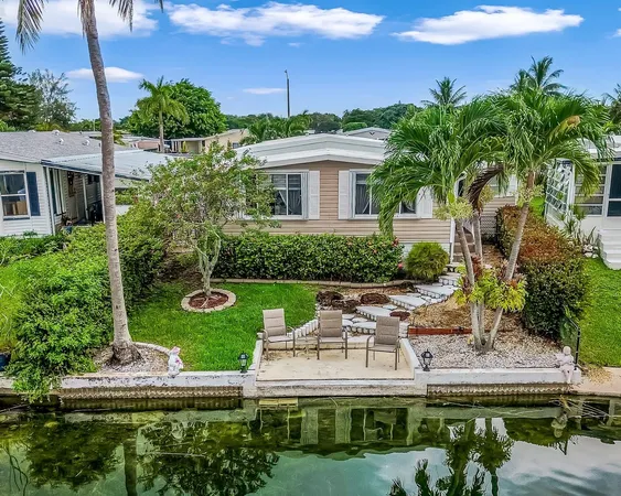 $369,500 | 3055 Lakeshore Drive, Fort Lauderdale, FL 33312