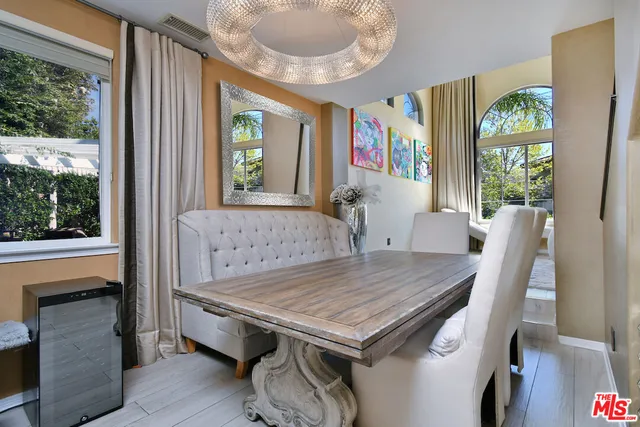 $1,295,000 | 3661 El Encanto Drive, Calabasas, CA 91302