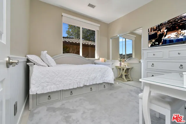 $1,295,000 | 3661 El Encanto Drive, Calabasas, CA 91302