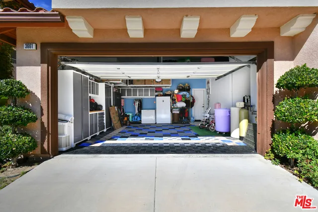 $1,295,000 | 3661 El Encanto Drive, Calabasas, CA 91302