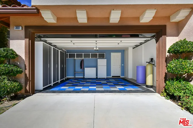 $1,295,000 | 3661 El Encanto Drive, Calabasas, CA 91302