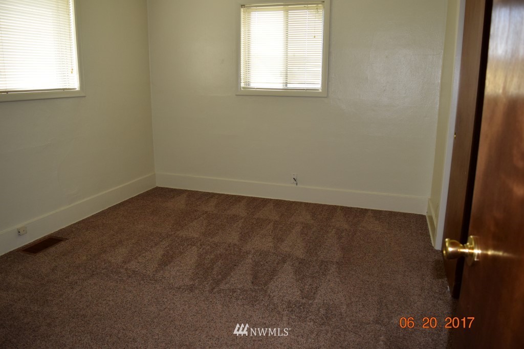 68 Southwest 1st Street Chehalis, WA 98532 - Photo 14 of 25 Gallery Image 14
