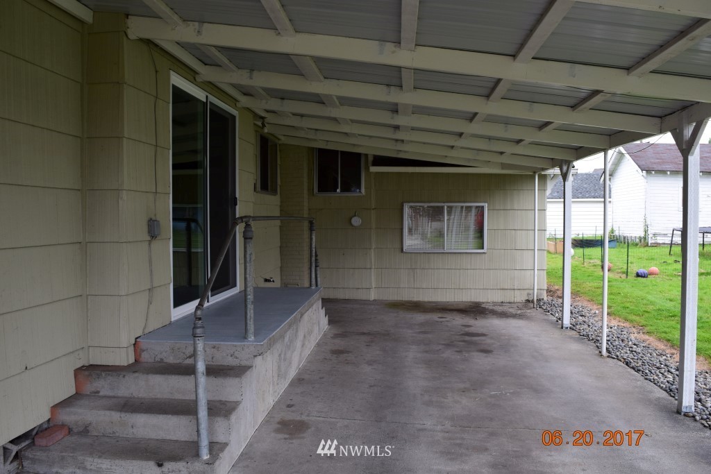 68 Southwest 1st Street Chehalis, WA 98532 - Photo 3 of 25 Gallery Image 3