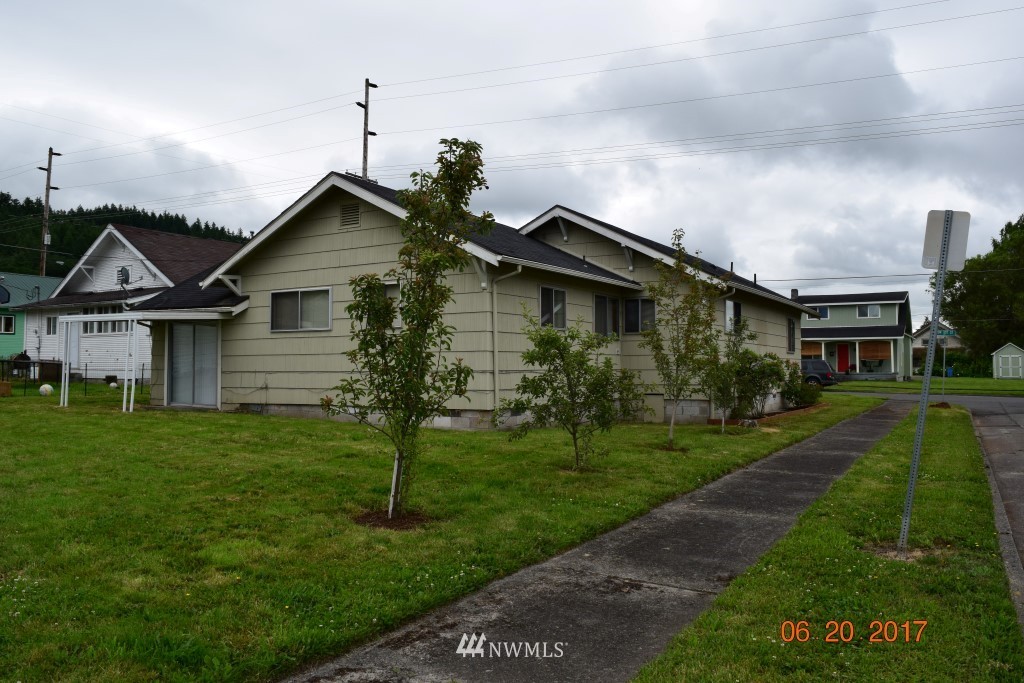 68 Southwest 1st Street Chehalis, WA 98532 - Photo 9 of 25 Gallery Image 9
