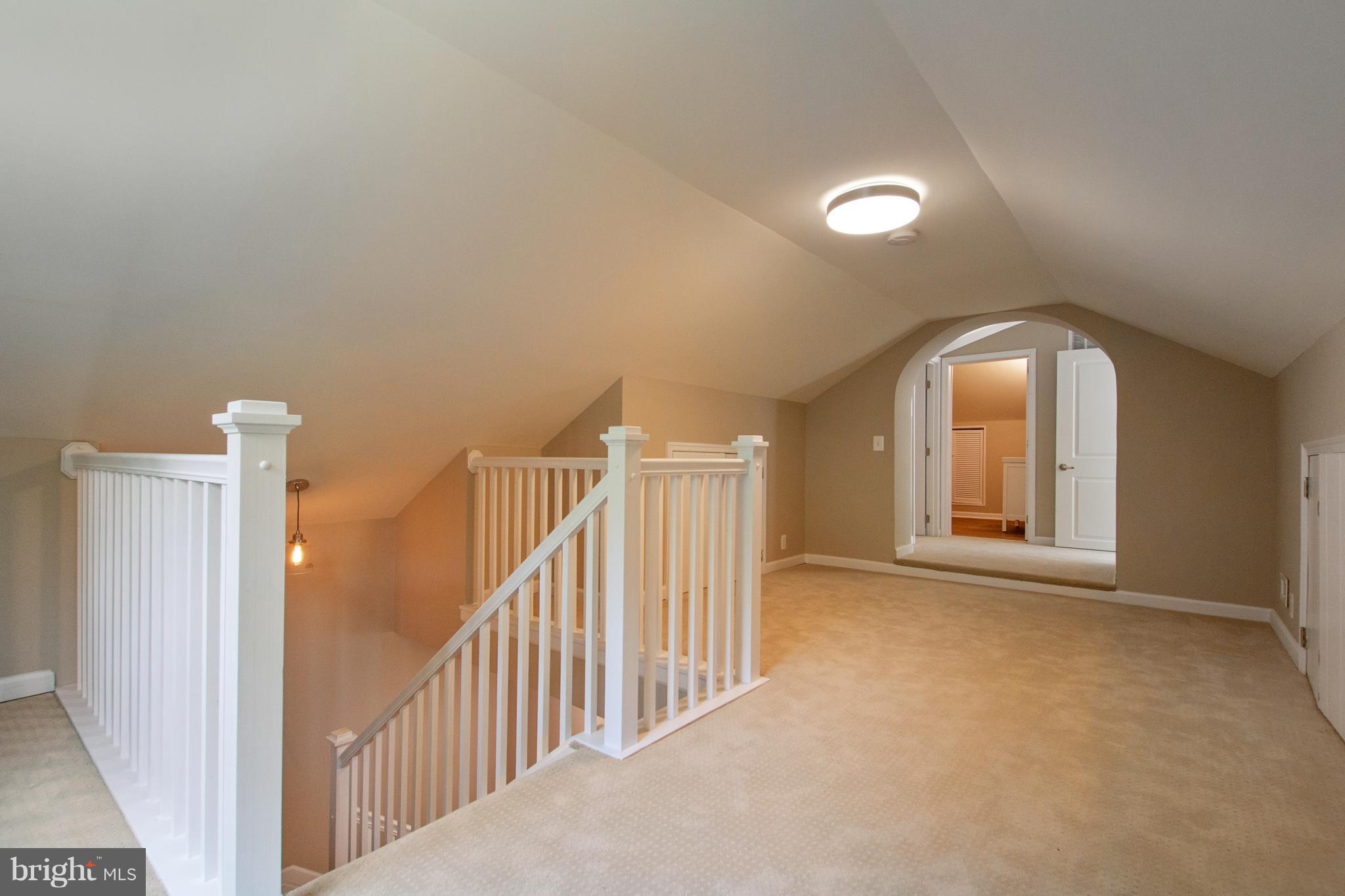 10309 Owen Brown Road Columbia, MD 21044 - Photo 14 of 21 Unique "loft like" area