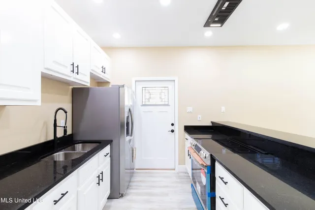 $210,000 | 801 4th Street, Picayune, MS 39466