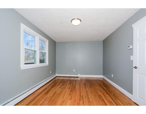 10 Winston Road Worcester, MA 01606 - Photo 12 of 26 Gallery Image 12