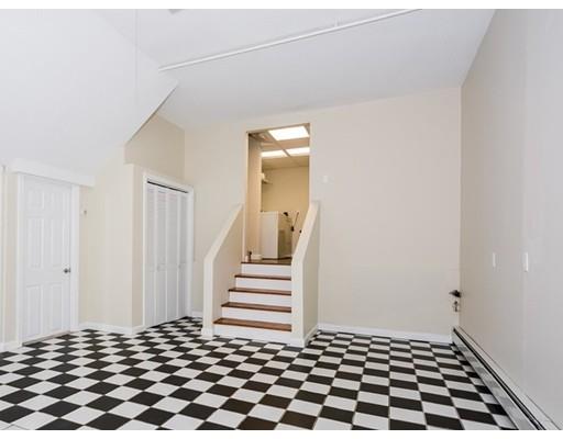 10 Winston Road Worcester, MA 01606 - Photo 17 of 26 Gallery Image 17