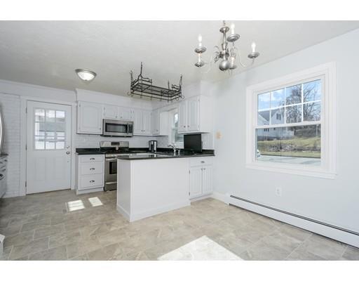 10 Winston Road Worcester, MA 01606 - Photo 5 of 26 Gallery Image 5