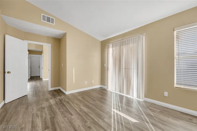 $1,950 | 2329 Avery Drive, Las Vegas, NV 89108