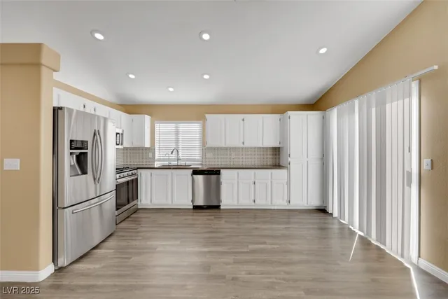 $1,950 | 2329 Avery Drive, Las Vegas, NV 89108