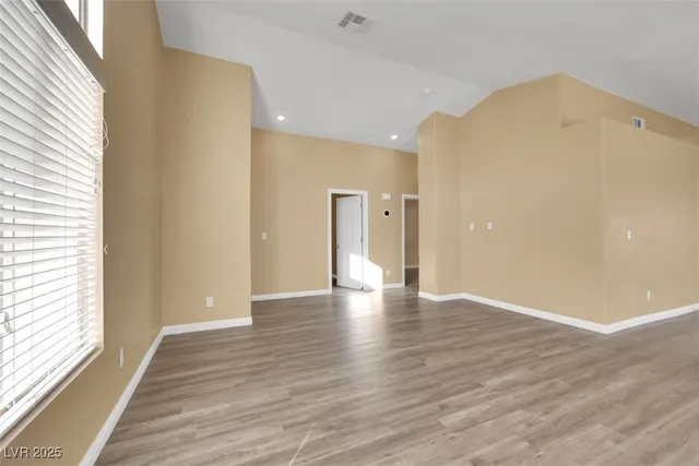 $1,950 | 2329 Avery Drive, Las Vegas, NV 89108