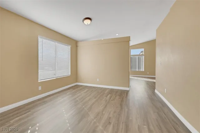 $1,950 | 2329 Avery Drive, Las Vegas, NV 89108