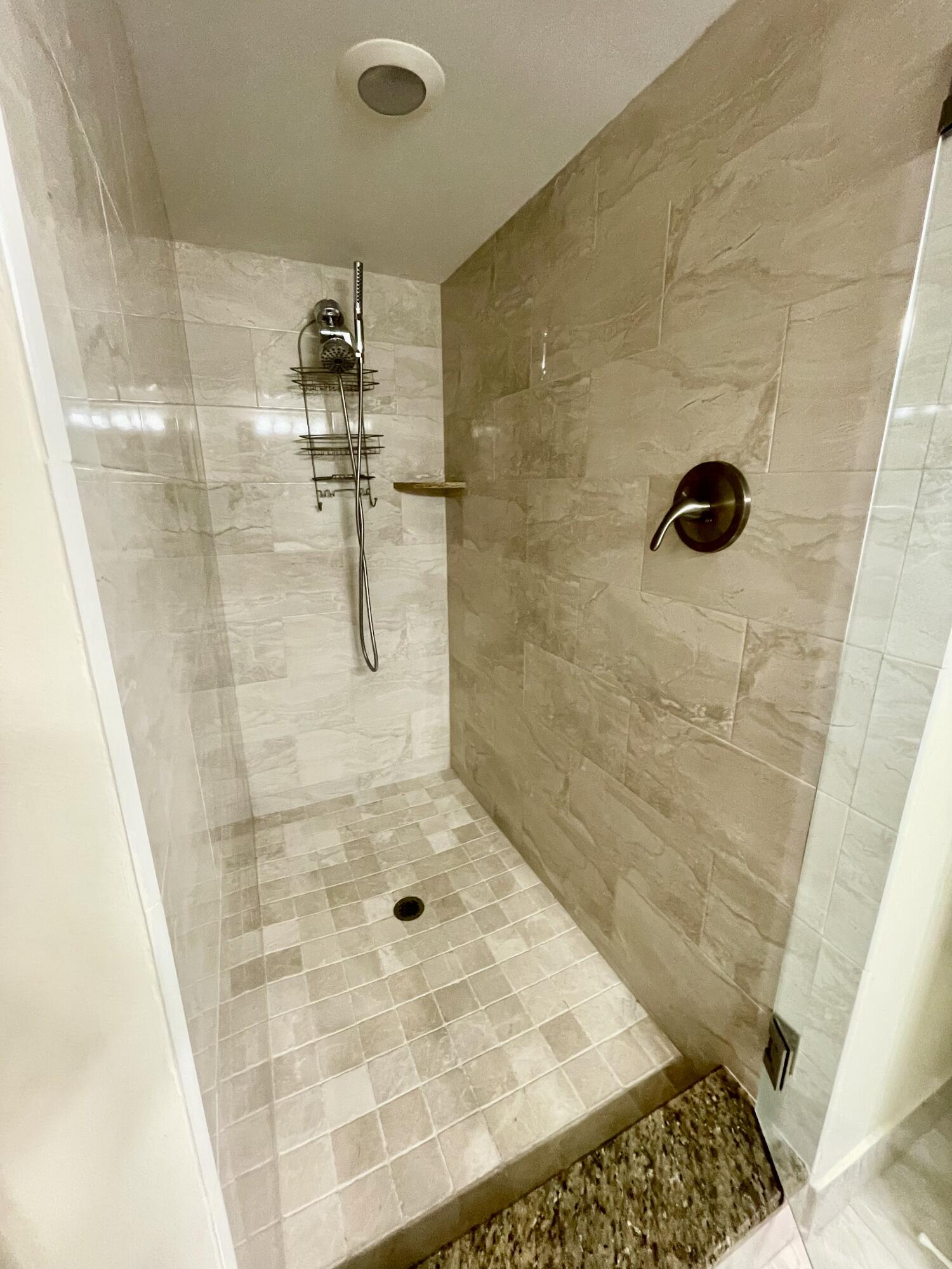 299 Northwest 52nd Terrace, Unit 422 Boca Raton, FL 33487 - Photo 27 of 39 IMG_0396