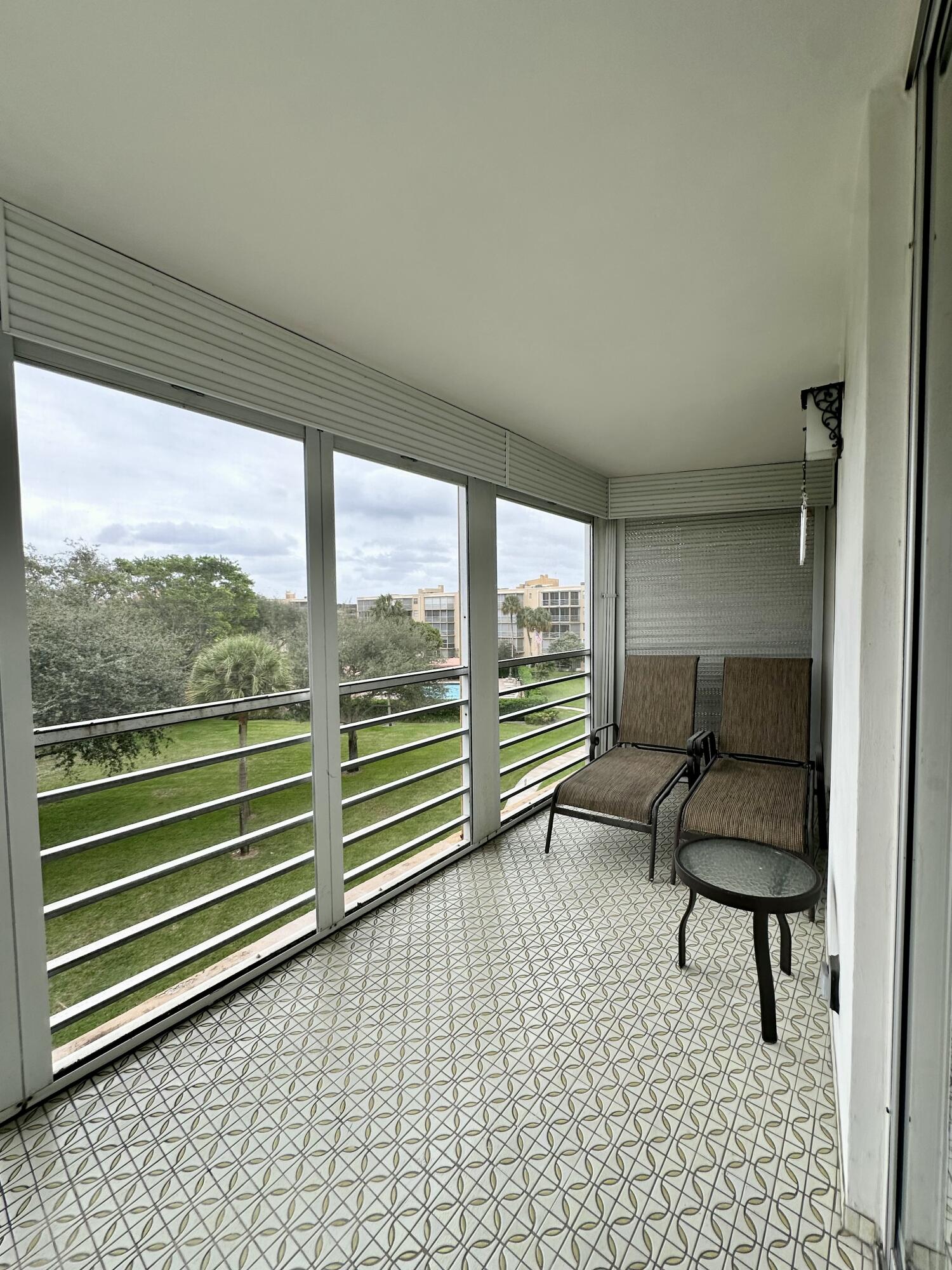 299 Northwest 52nd Terrace, Unit 422 Boca Raton, FL 33487 - Photo 30 of 39 IMG_7956