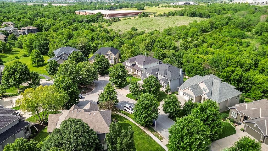 10877 South Barth Road Olathe, KS 66061 - Photo 42 of 49