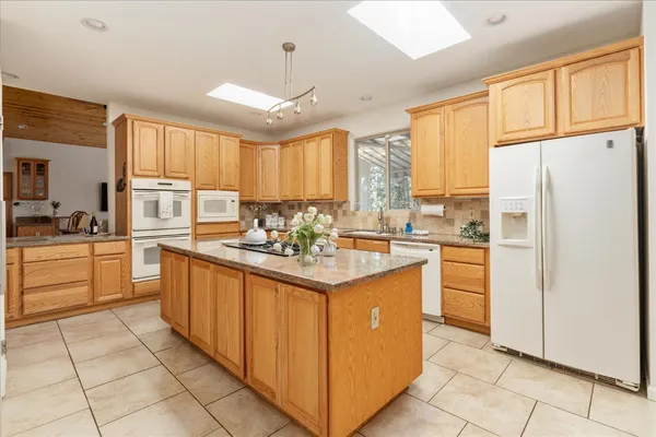 $949,950 | 3371 Fairway Drive, Arnold, CA 95223