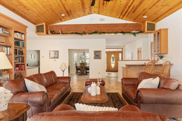 $949,950 | 3371 Fairway Drive, Arnold, CA 95223