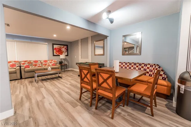 $3,300 | 3955 Savoy Court, Las Vegas, NV 89115