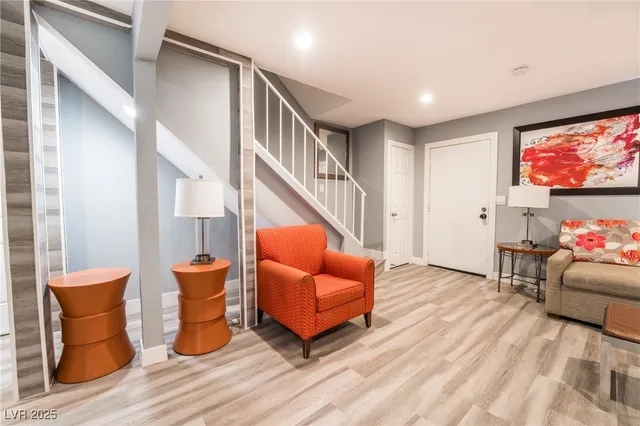 $3,300 | 3955 Savoy Court, Las Vegas, NV 89115