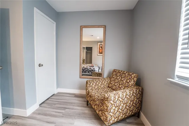 $3,300 | 3955 Savoy Court, Las Vegas, NV 89115