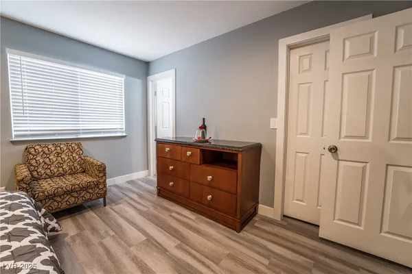 $3,300 | 3955 Savoy Court, Las Vegas, NV 89115