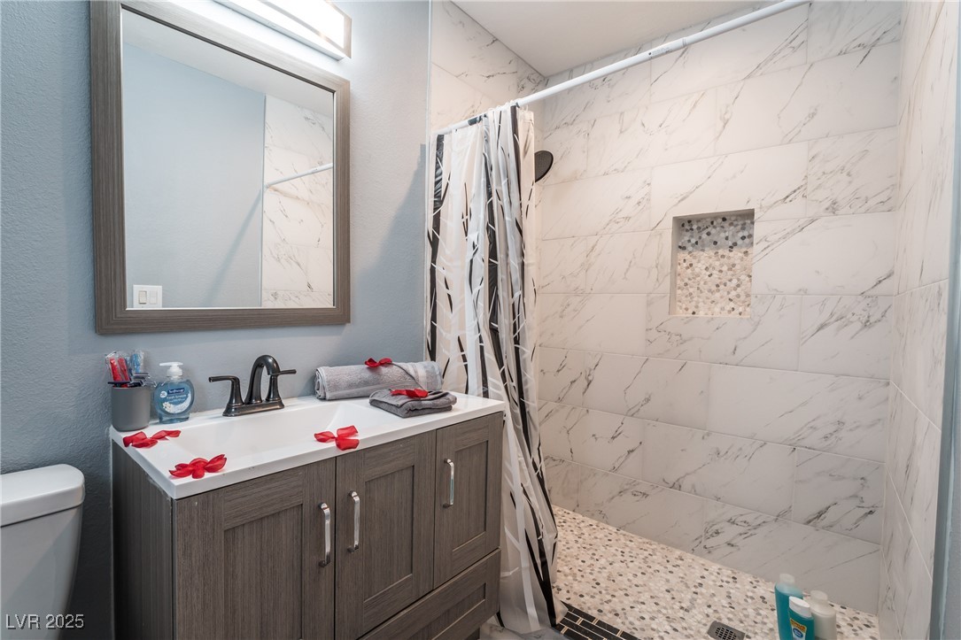 3955 Savoy Court Las Vegas, NV 89115 - Photo 6 of 53