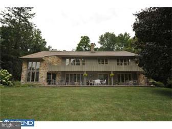 201 Ashwood Road Villanova, PA 19085 - Photo 6 of 10 Exterior Front