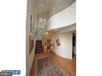 201 Ashwood Road Villanova, PA 19085 - Photo 7 of 10 Foyer