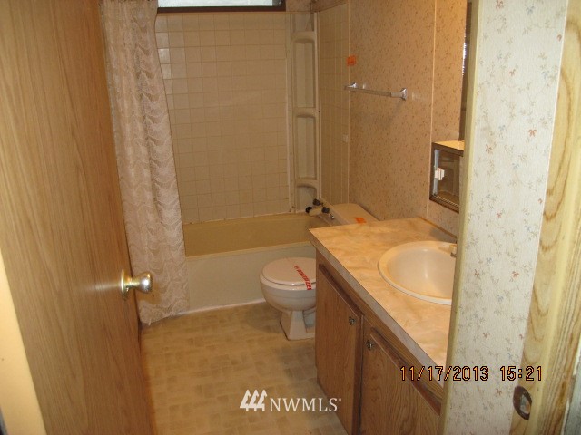 18515 Marble Street Southwest Rochester, WA 98579 - Photo 14 of 16