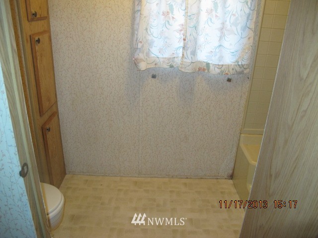 18515 Marble Street Southwest Rochester, WA 98579 - Photo 9 of 16