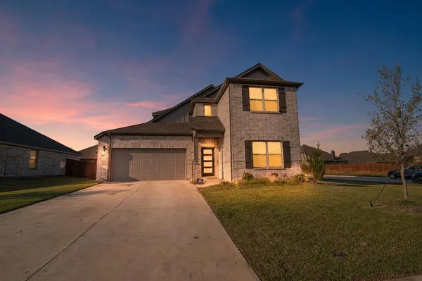 $354,000 | 1345 Fox Gln Trail, Crowley, TX 76036