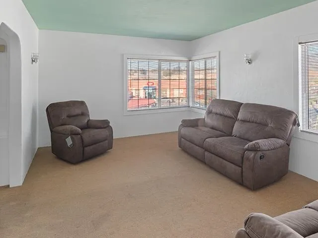 $2,399 | 2466 Seminary Avenue, Oakland, CA 94605