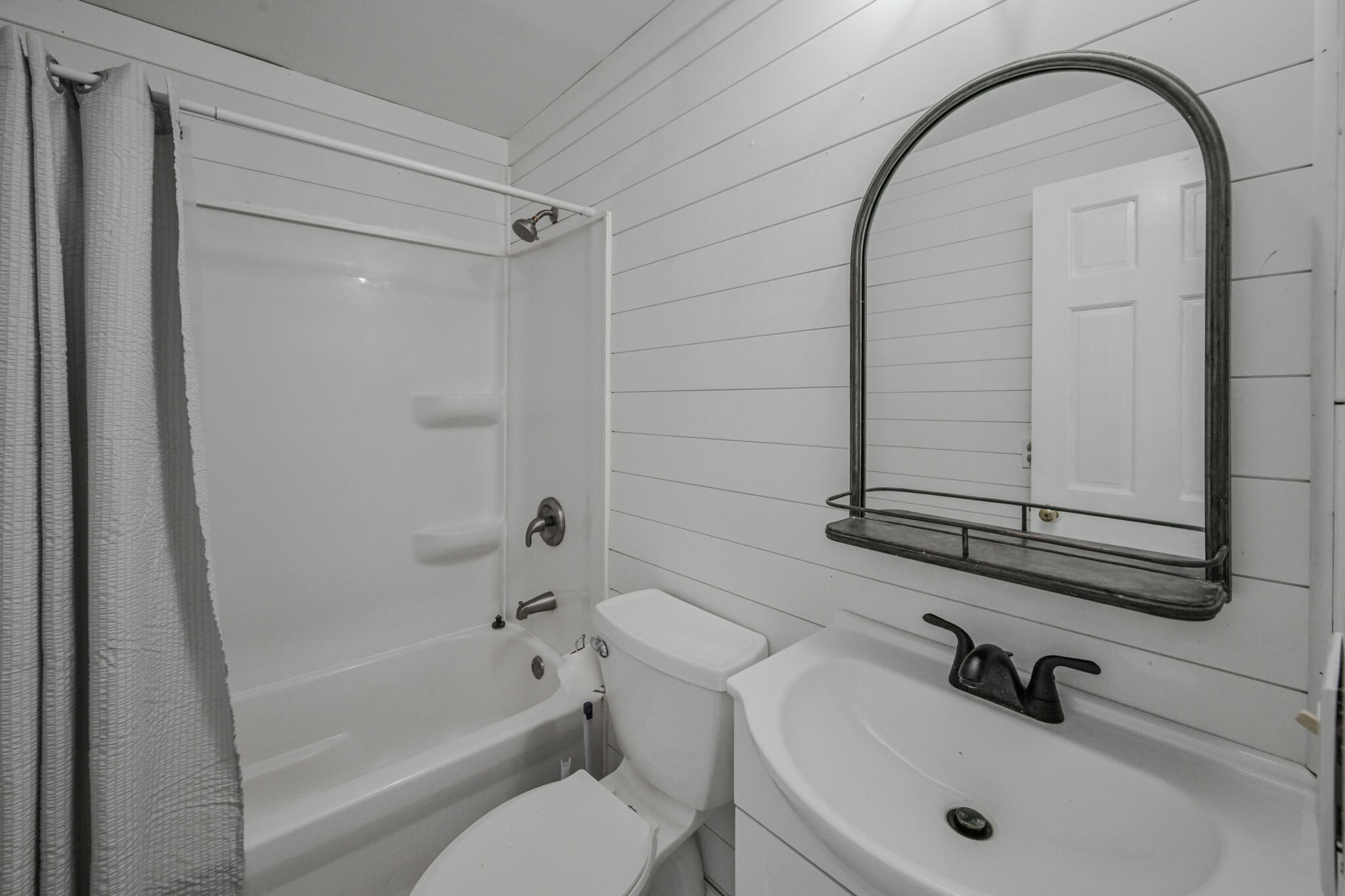 3301 Troy Road Springfield, OH 45504 - Photo 13 of 33 20260820-3301 Troy Rd-017