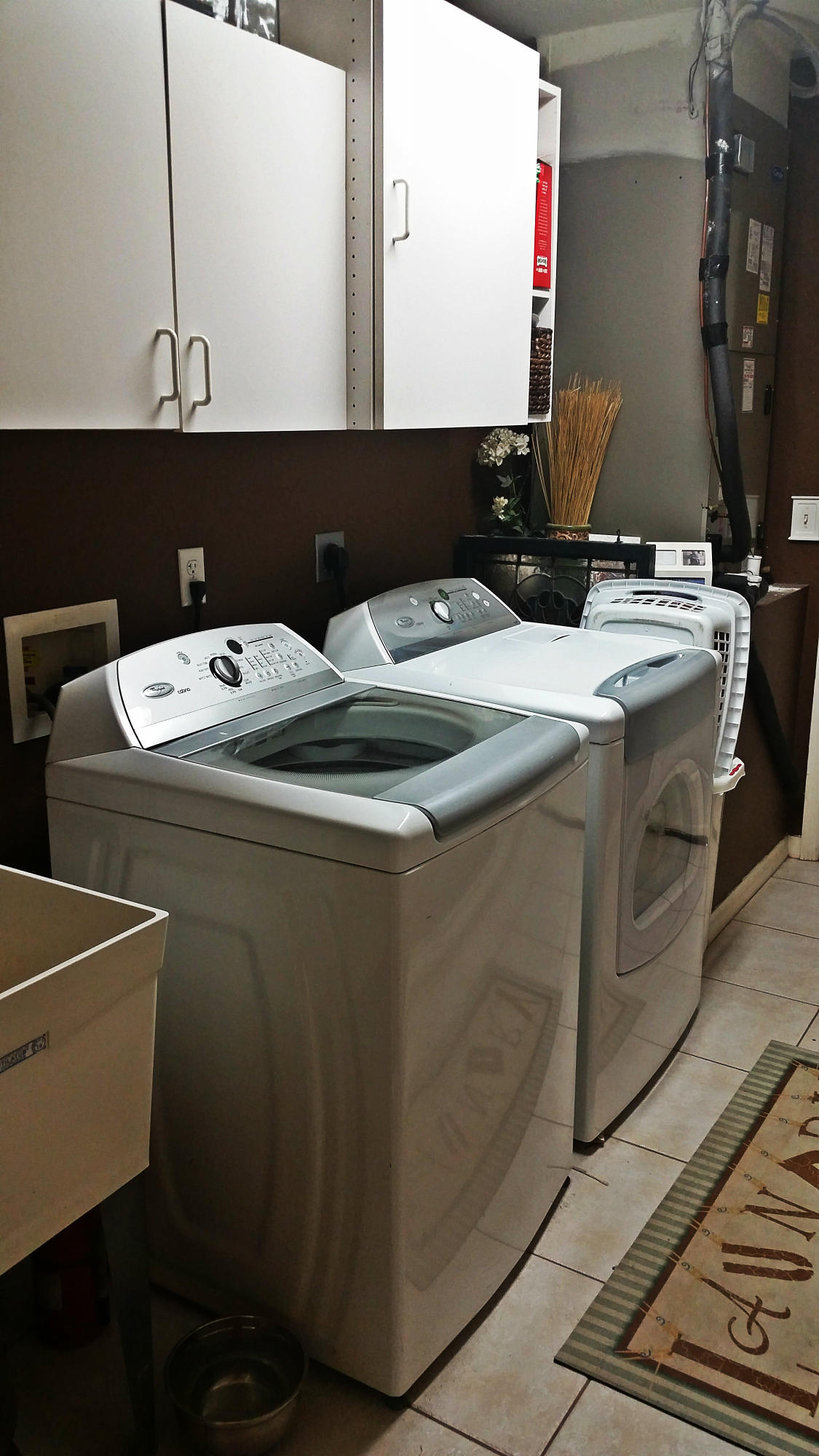 6098 Indian Trail Ranch Road Loxahatchee, FL 33470 - Photo 24 of 39 Laundry Room