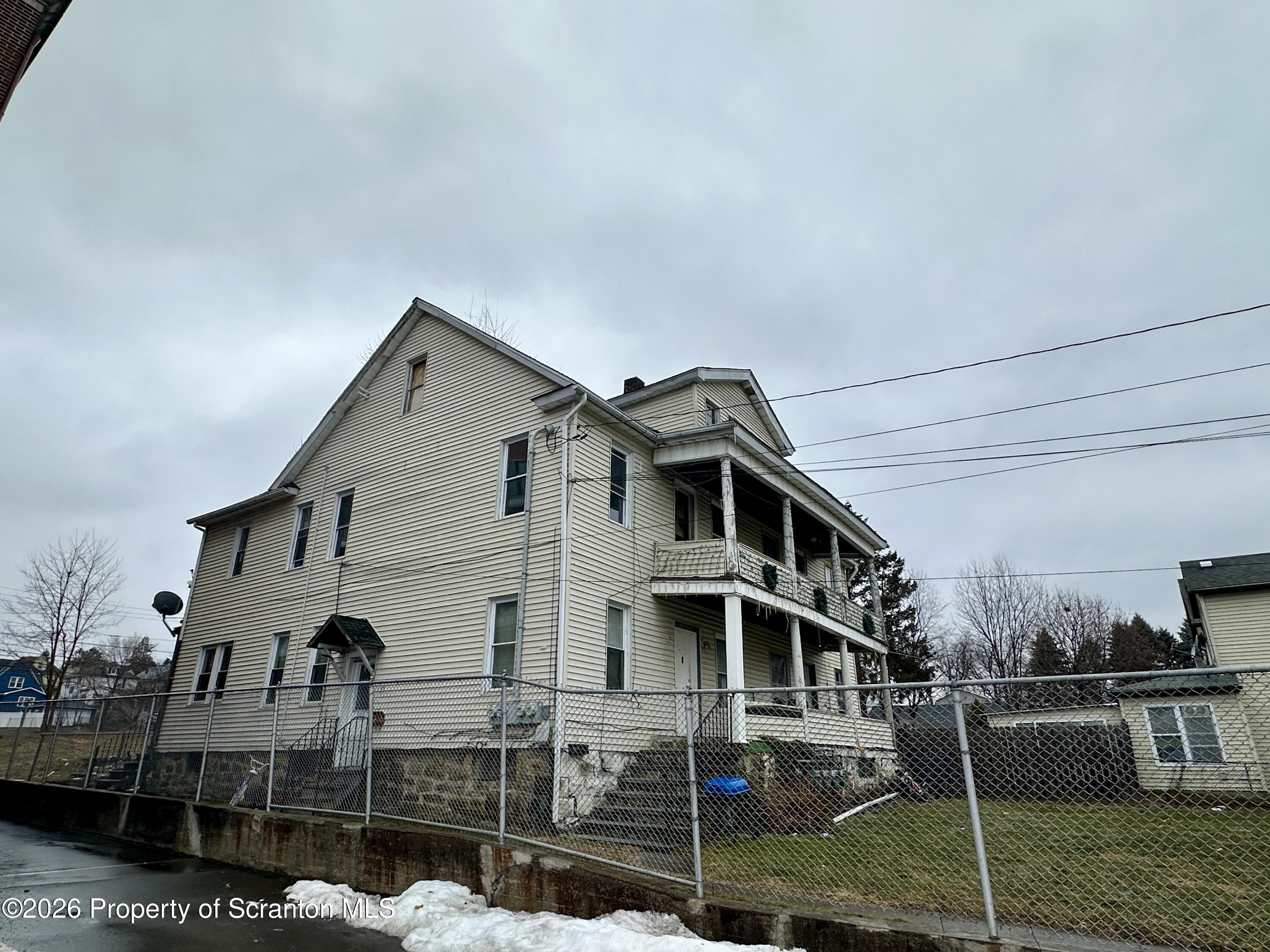 1129-1131 Hampton Street Scranton, PA 18504 - Photo 6 of 45