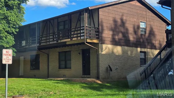 $795 | 10 Yorkshire Lane, Unit 3, Shiloh, IL 62221